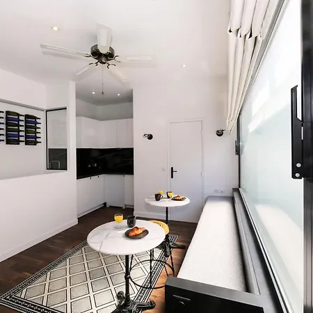 Proche Des Celebres Puces De 4p Apartment Paris