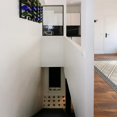 Apartment Proche Des Celebres Puces De 4p *