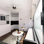 Appartement Proche Des Celebres Puces De Paris 4P